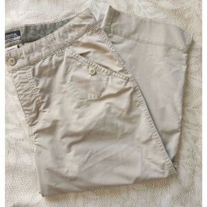 W29  Columbia Sportwear Co cream crop pants w/slash pockets button accents